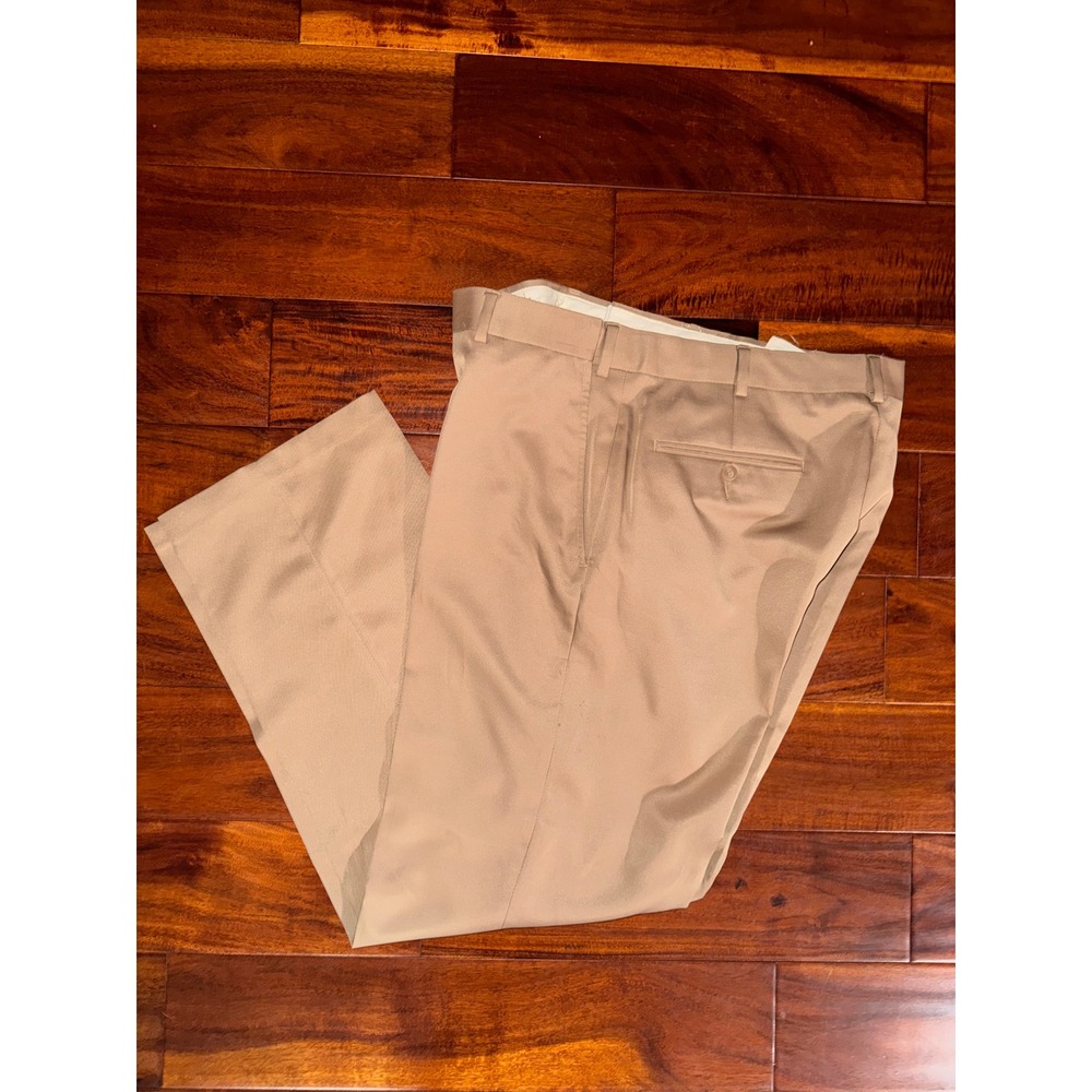 Jos A Bank Leadbetter Golf Mens 34x30 Tan Polyester Flat Front Dress Pants